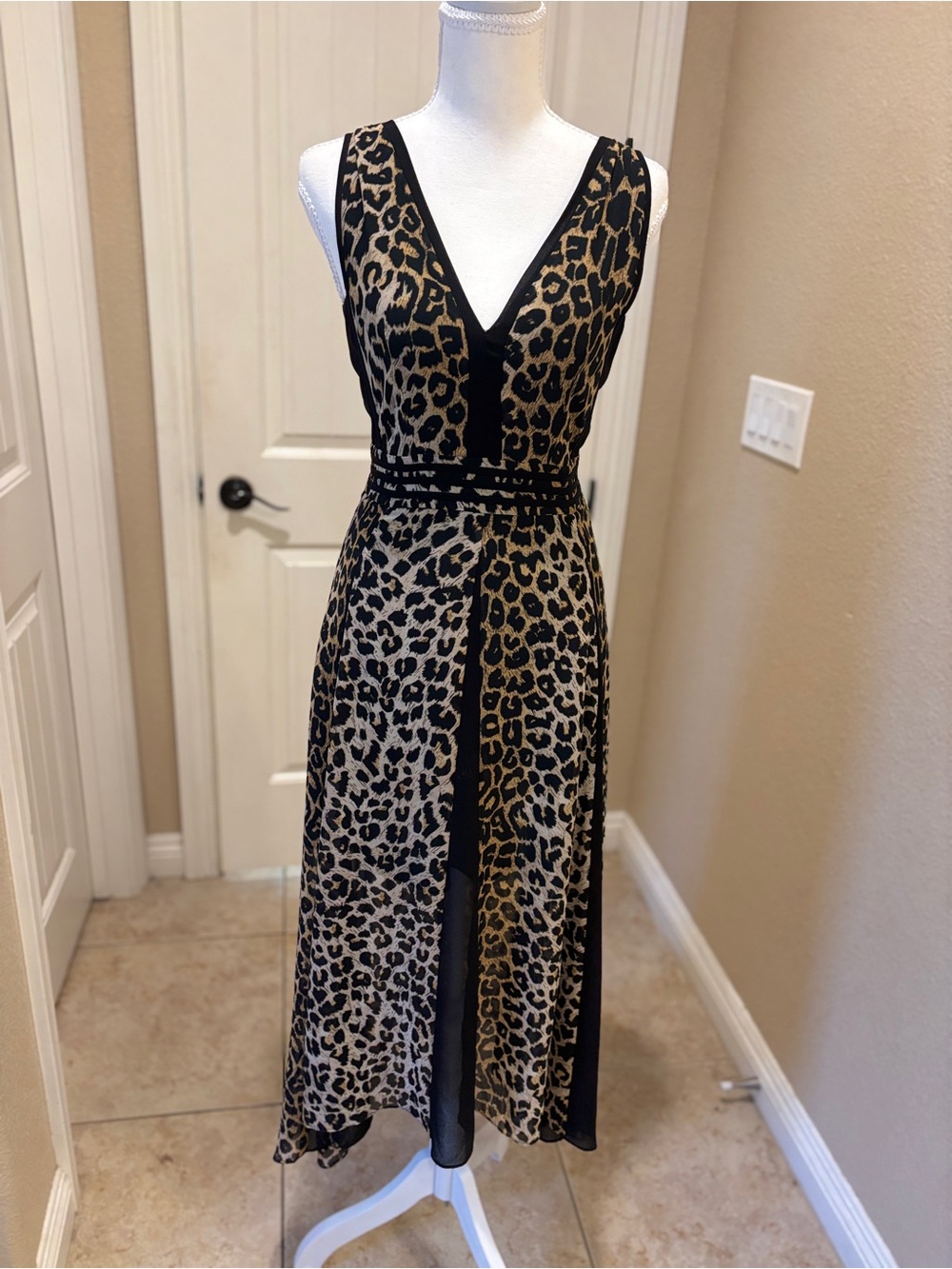 All-Saints Leopard Print V‑Neck Maxi Dress in Animal Print - Picture 7 of 8